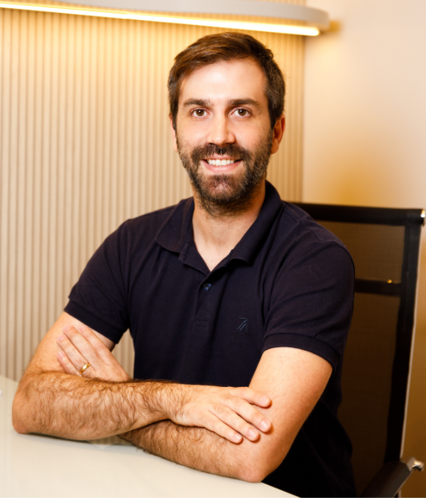 Dr. Rafael Soares - Cirurgião-Dentista